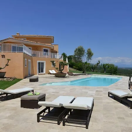 Villa Luxueuse 6 Chambres Avec Piscine Chauffee , Vue Mer , Plage 3 Mn Sari-Solenzara